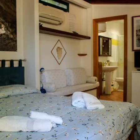 Affittacamere Via Dei Cipressi *